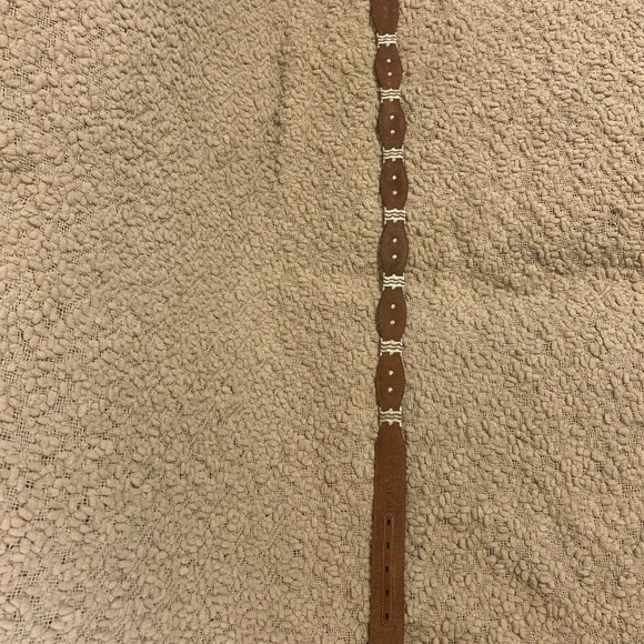 Leegin Leather Products Mens Oiled Scalloped Belt 34 Brown - Picture 15 of 16